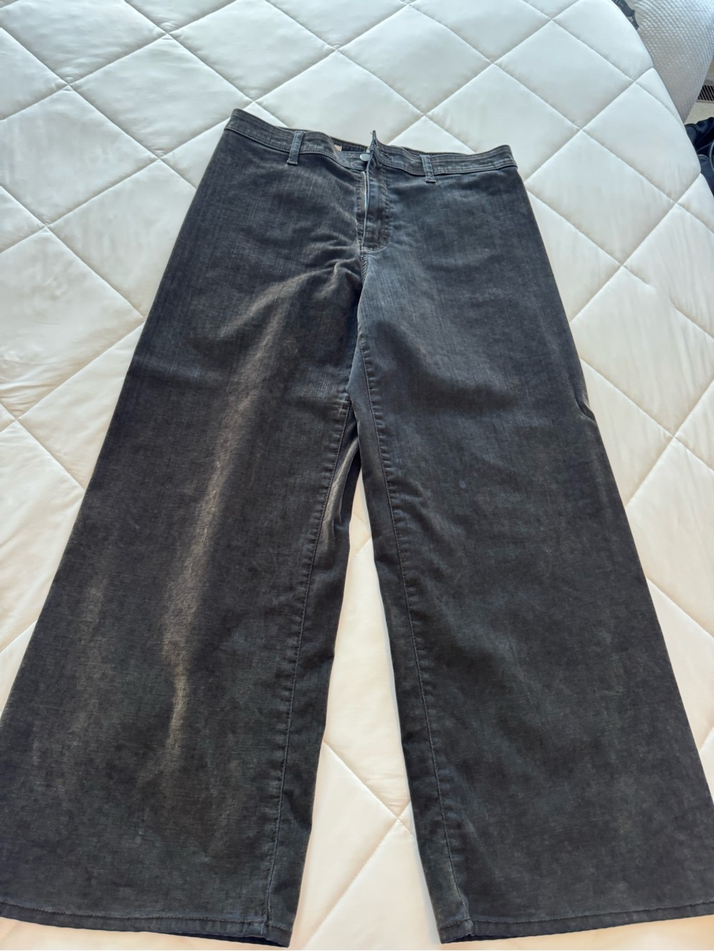 Universal Thread Dark Green Wide-Leg Pants— Flared Cut